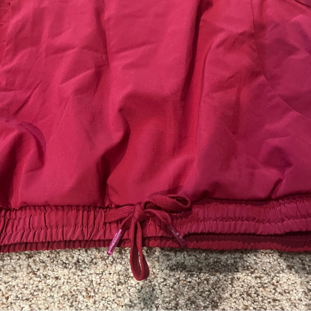 Gymshark Sport Windbreaker Red Crop Relaxed Hoodie - Picture 5 of 7